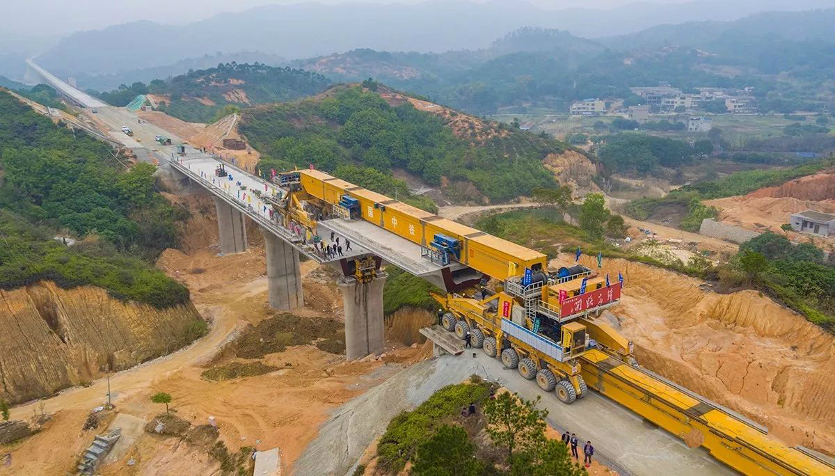广梅汕铁路增建二线架桥工程 广梅汕铁路增建二线架桥工程