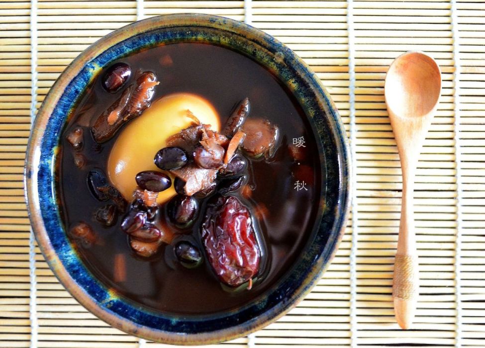 红枣黑豆当归汤 红枣黑豆当归汤