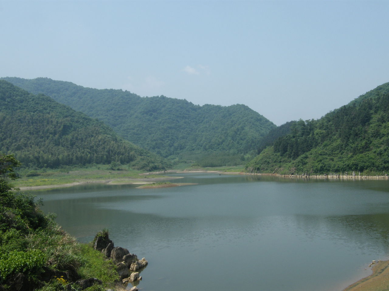 金山村(漳州台商投资区角美镇下辖村) 金山村(漳州台商投资区角美镇下辖村)