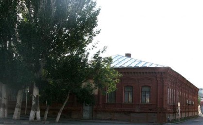 塔城古建筑红楼(近代俄国领事馆) 塔城古建筑红楼(近代俄国领事馆)