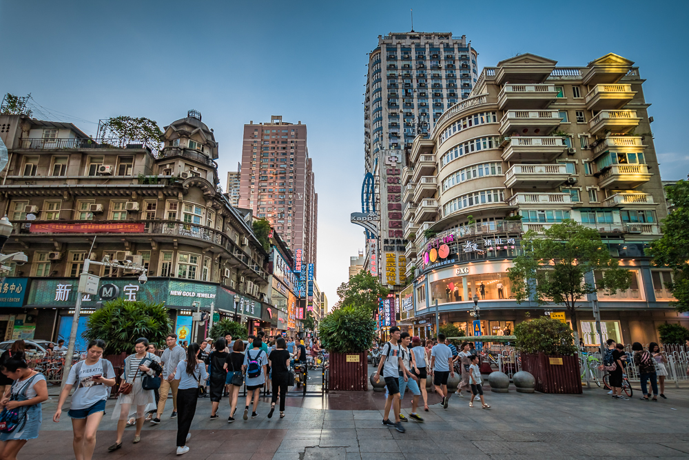 江汉路步行街 江汉路步行街