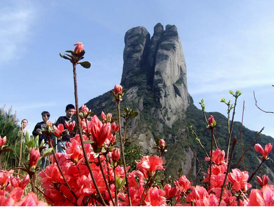 宁远九嶷山三分石 宁远九嶷山三分石