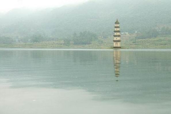 白水湖 白水湖