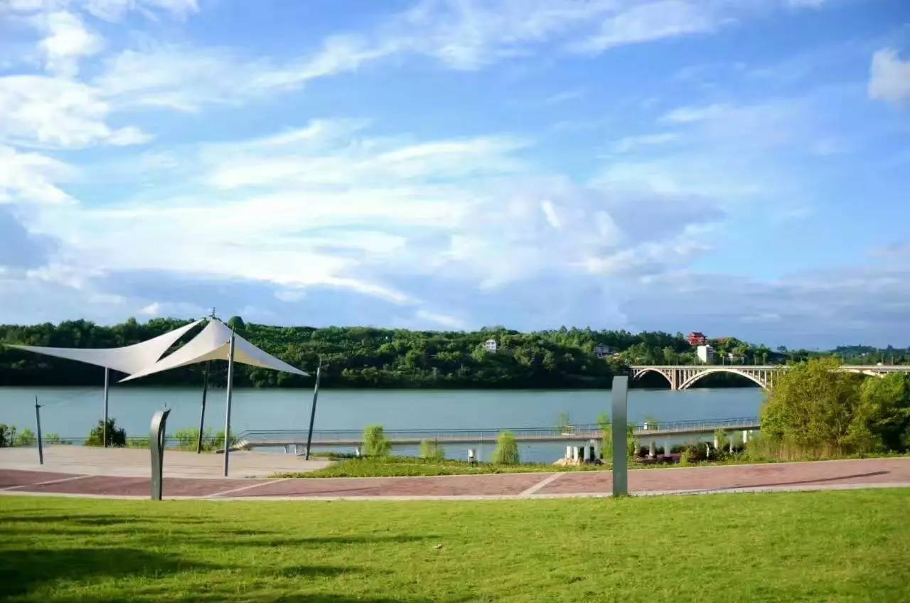 龙女湖旅游区 龙女湖旅游区
