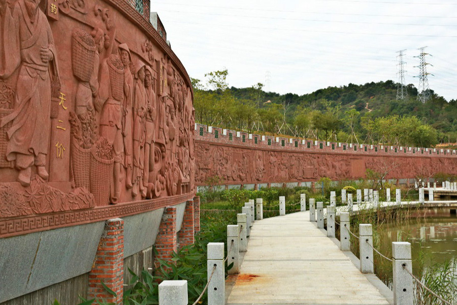 中醫藥文化浮雕景觀長廊