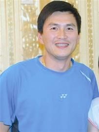 阎毅 阎毅