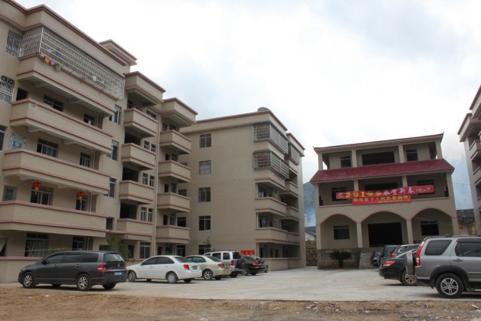 官溪村(广东省梅州市丰顺县潭江镇下辖村) 官溪村(广东省梅州市丰顺县潭江镇下辖村)