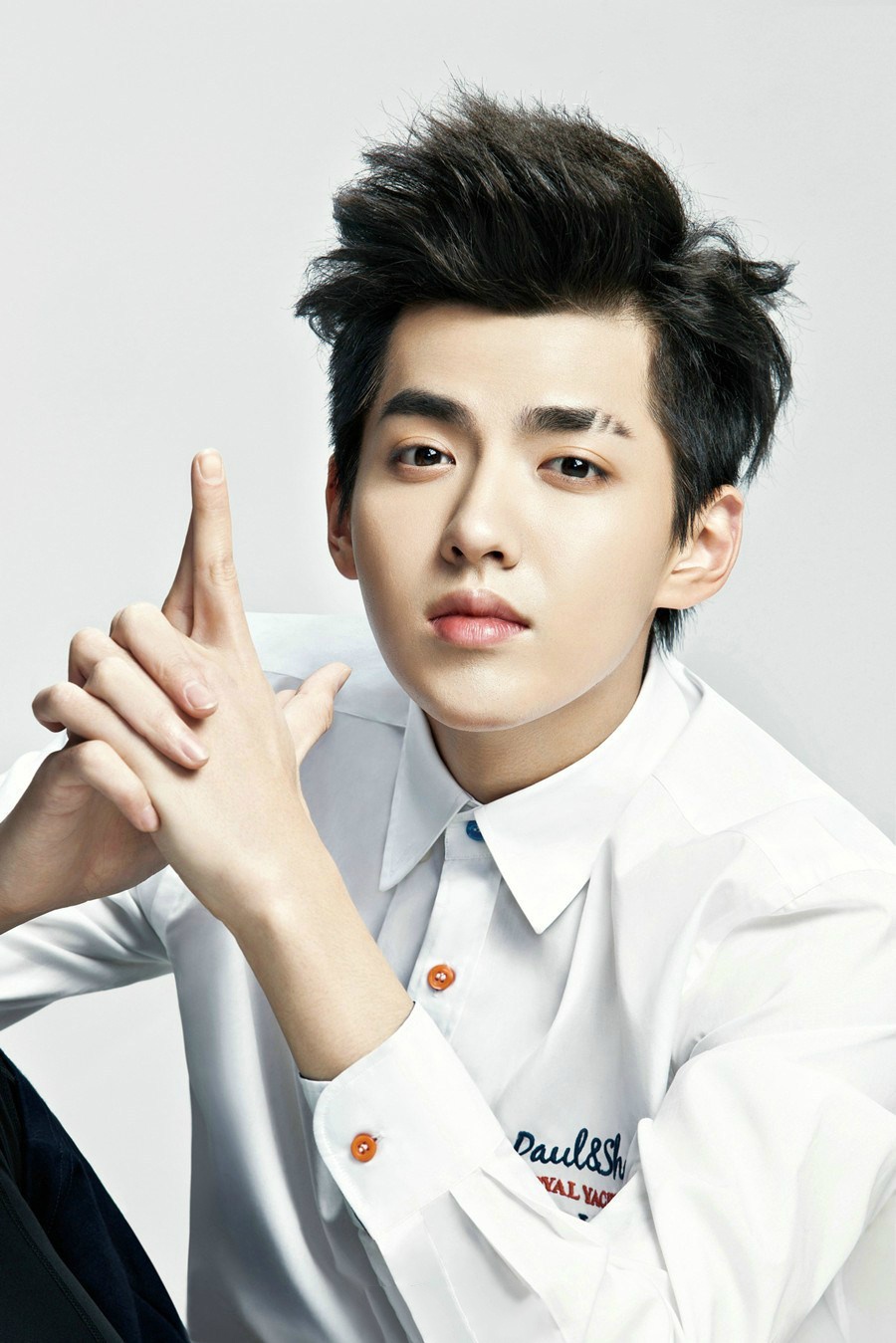 吴亦凡 吴亦凡
