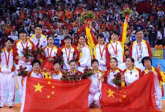 中国坐式女排成功卫冕 中国坐式女排成功卫冕