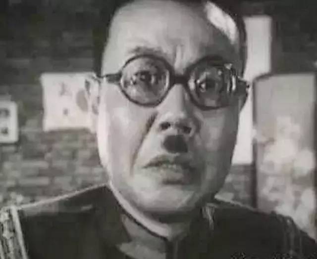 王孝忠在《地道战》扮演的鬼子 王孝忠在《地道战》扮演的鬼子