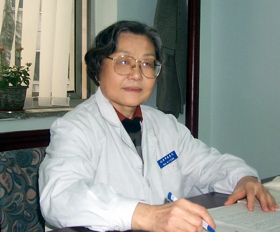 温振英 温振英