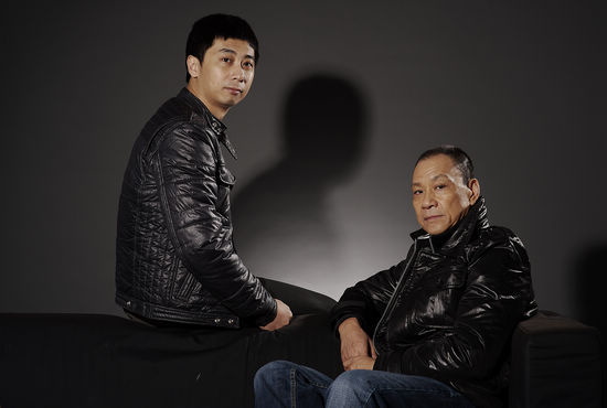 王学圻与儿子王大庆合影 王学圻与儿子王大庆合影