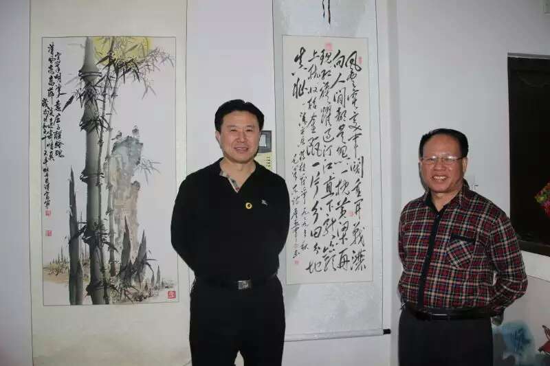 与书画大师刘奇新先生 与书画大师刘奇新先生