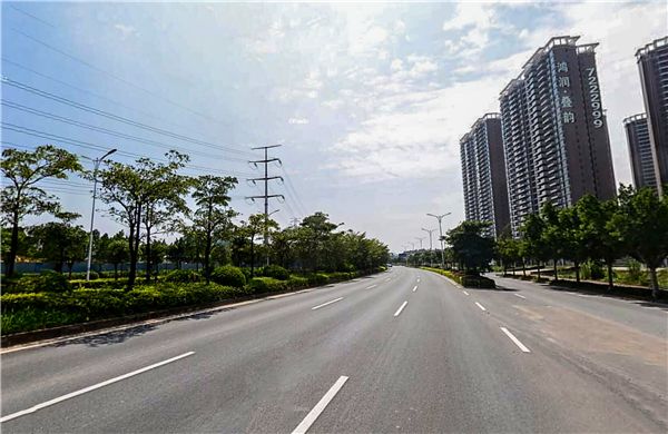惠南大道是惠州的景观大道之一 惠南大道是惠州的景观大道之一