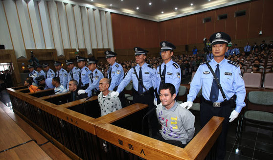 桑康·乍萨与糯康受审判 桑康·乍萨与糯康受审判