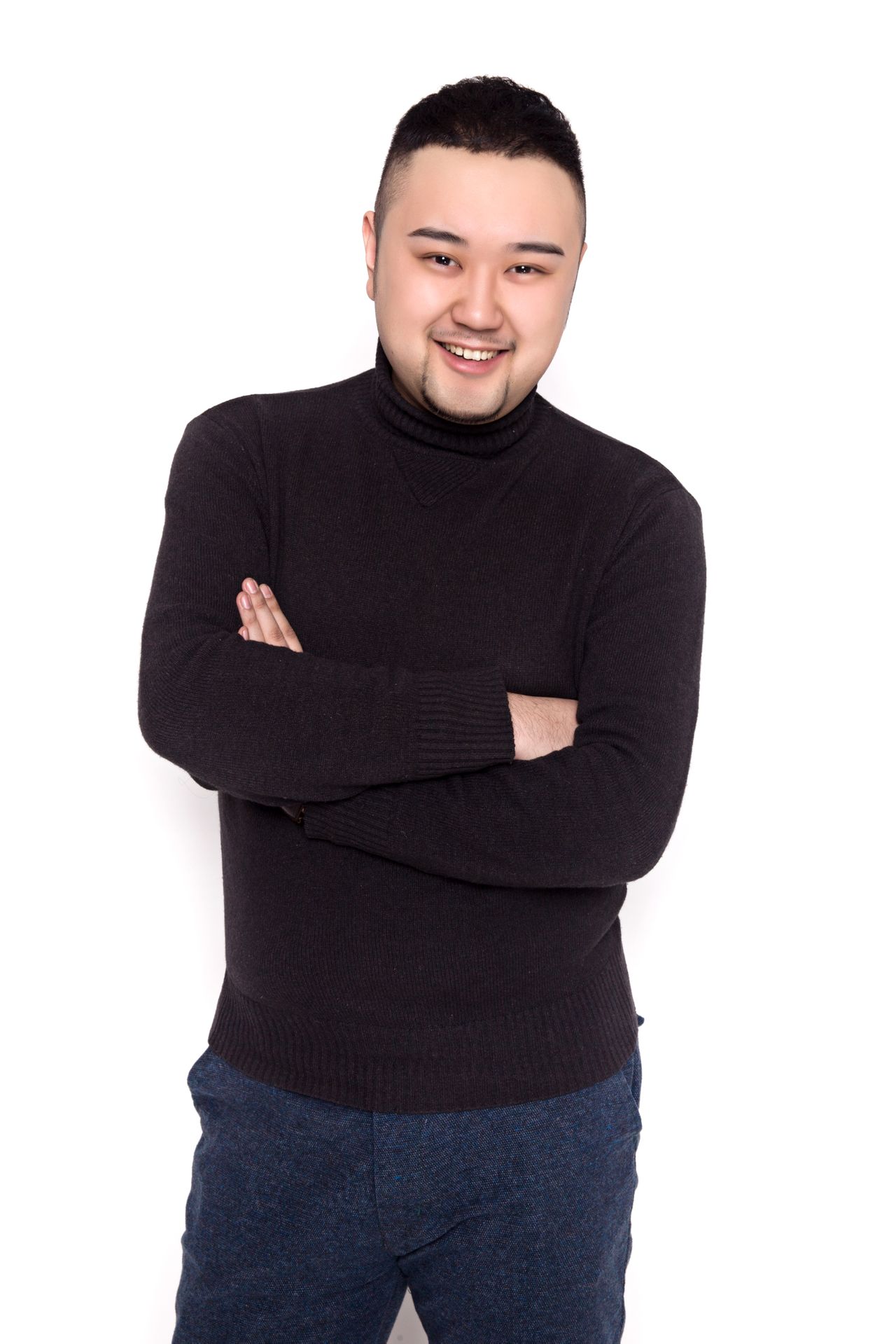 邢文雄(导演、编剧、演员) 邢文雄(导演、编剧、演员)