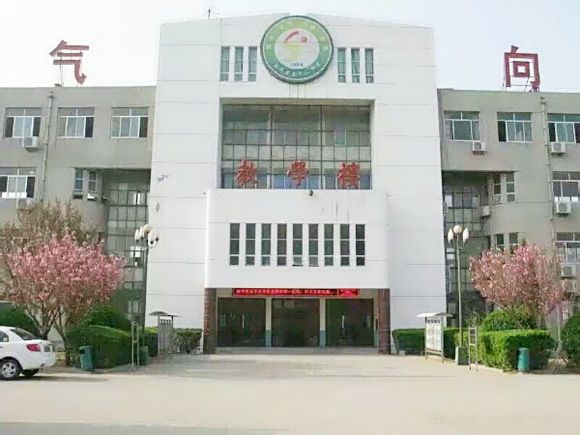 济南第五十二中学 济南第五十二中学
