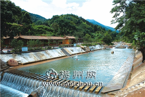 丰顺县梅溪村 丰顺县梅溪村