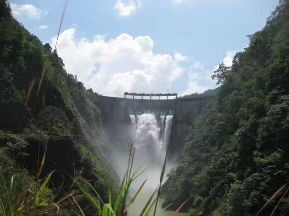 酃峰村 酃峰村