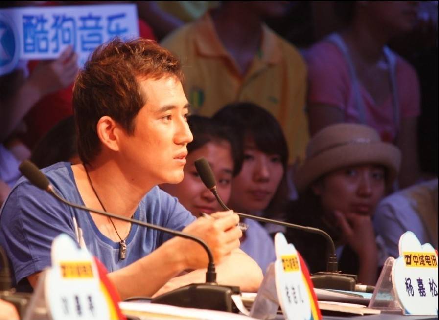 杨嘉松 杨嘉松