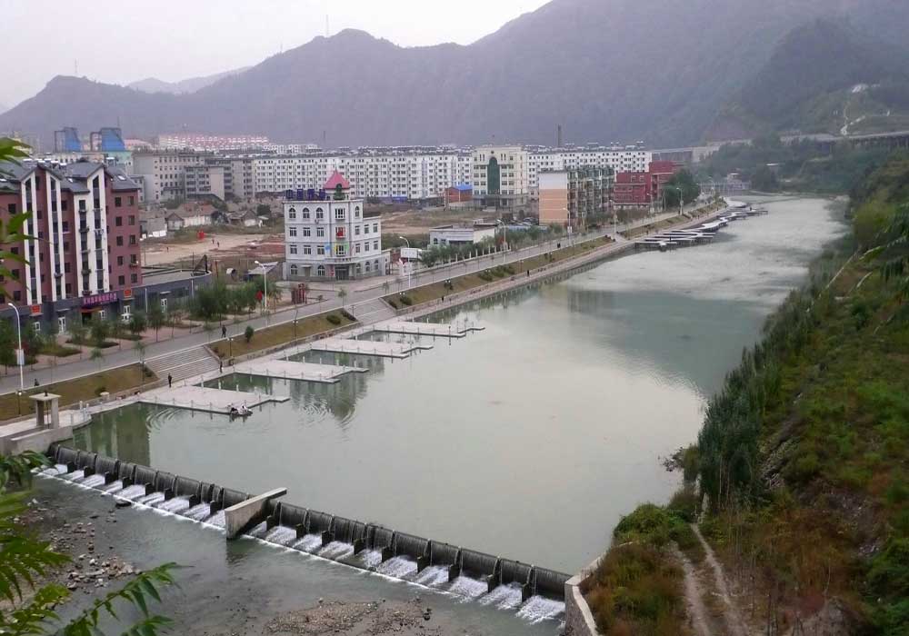 细河区 细河区