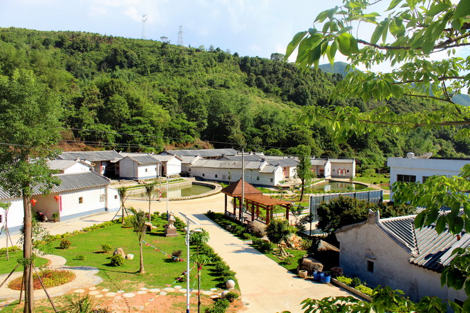 丰顺县梅溪村 丰顺县梅溪村