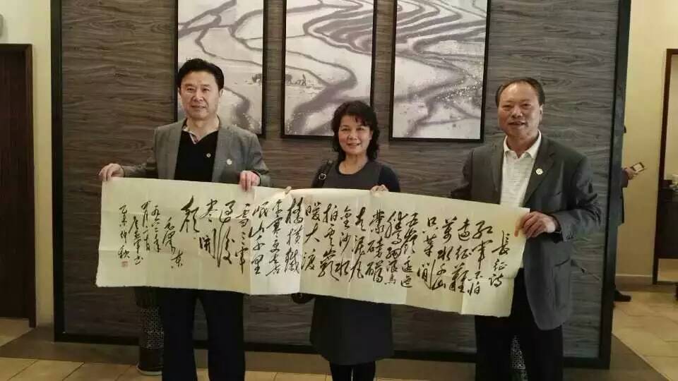 与福建电影製片厂前任厂长詹金灿夫妇 与福建电影製片厂前任厂长詹金灿夫妇