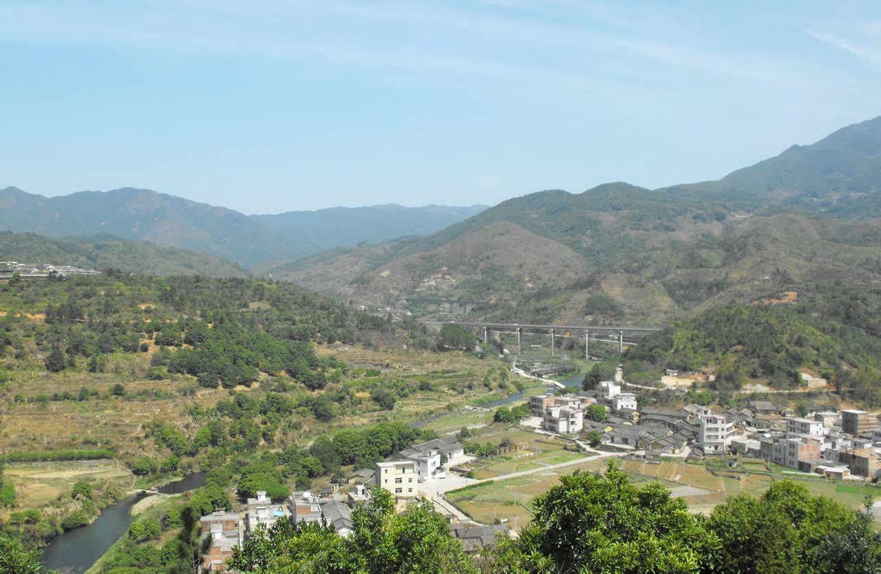 十八渡(梅州市丰顺县北斗镇下辖村) 十八渡(梅州市丰顺县北斗镇下辖村)