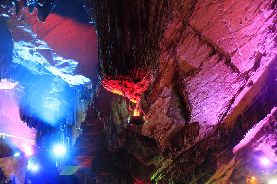张公洞(宜兴石灰岩溶洞) 张公洞(宜兴石灰岩溶洞)