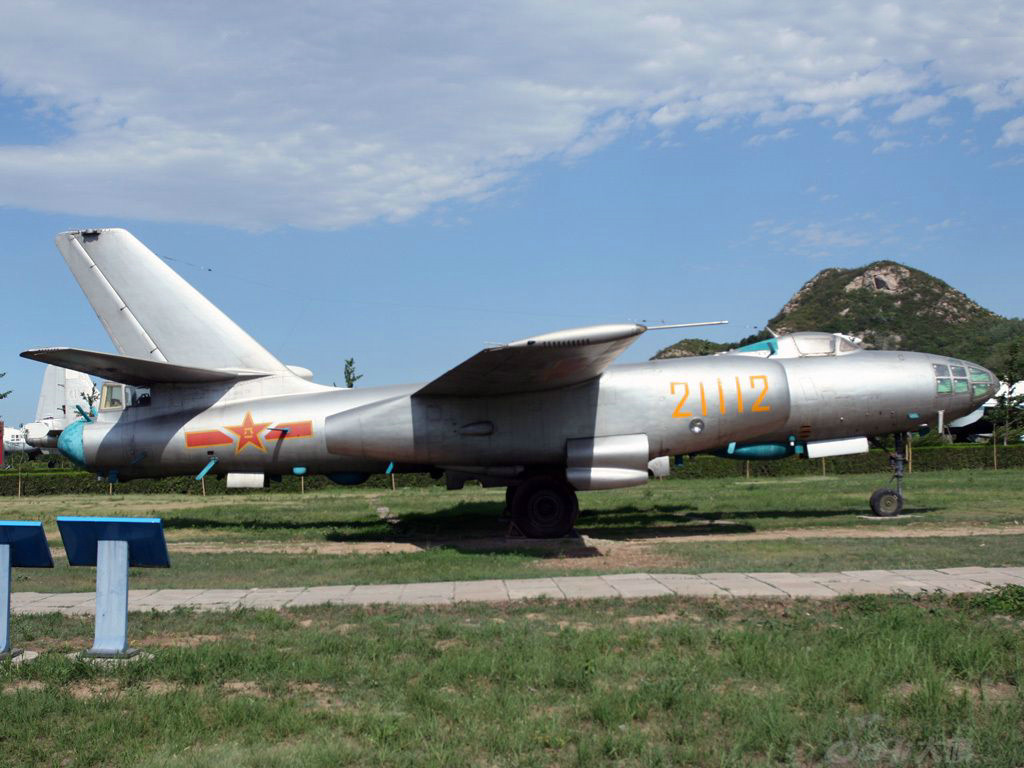 轰电-5电子干扰机(中国航空博物馆藏) 轰电-5电子干扰机(中国航空博物馆藏)