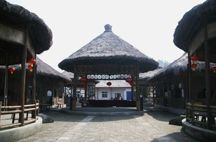 百宝寨风景区 百宝寨风景区