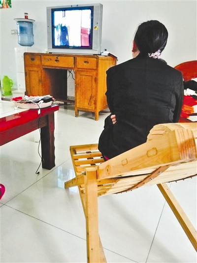 苏廷玉(湄公河惨案遇害者家属) 苏廷玉(湄公河惨案遇害者家属)