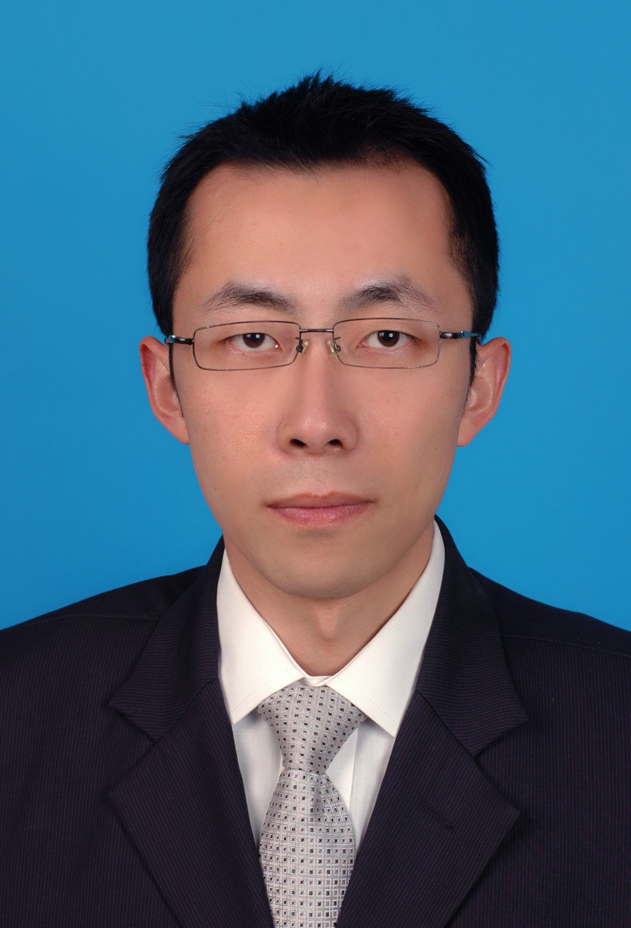 李炜(华东海上风电研发中心总工程师) 李炜(华东海上风电研发中心总工程师)