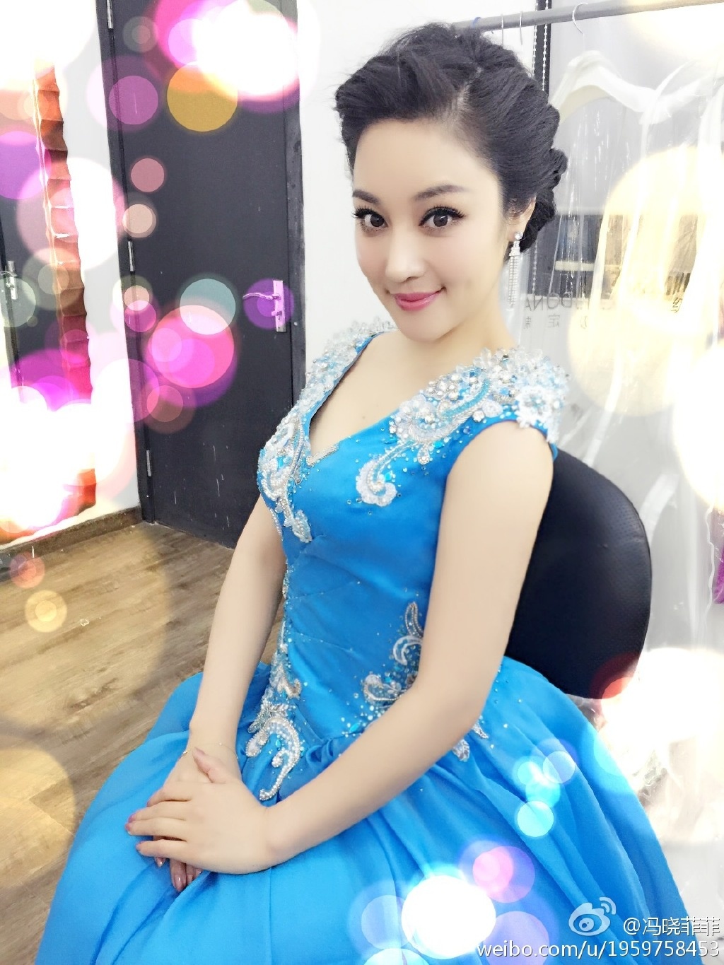 冯晓菲(中国民族唱法青年女歌手) 冯晓菲(中国民族唱法青年女歌手)