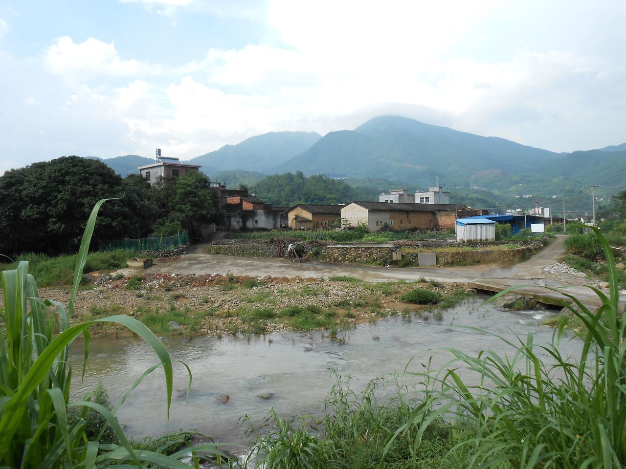 十八渡(梅州市丰顺县北斗镇下辖村) 十八渡(梅州市丰顺县北斗镇下辖村)