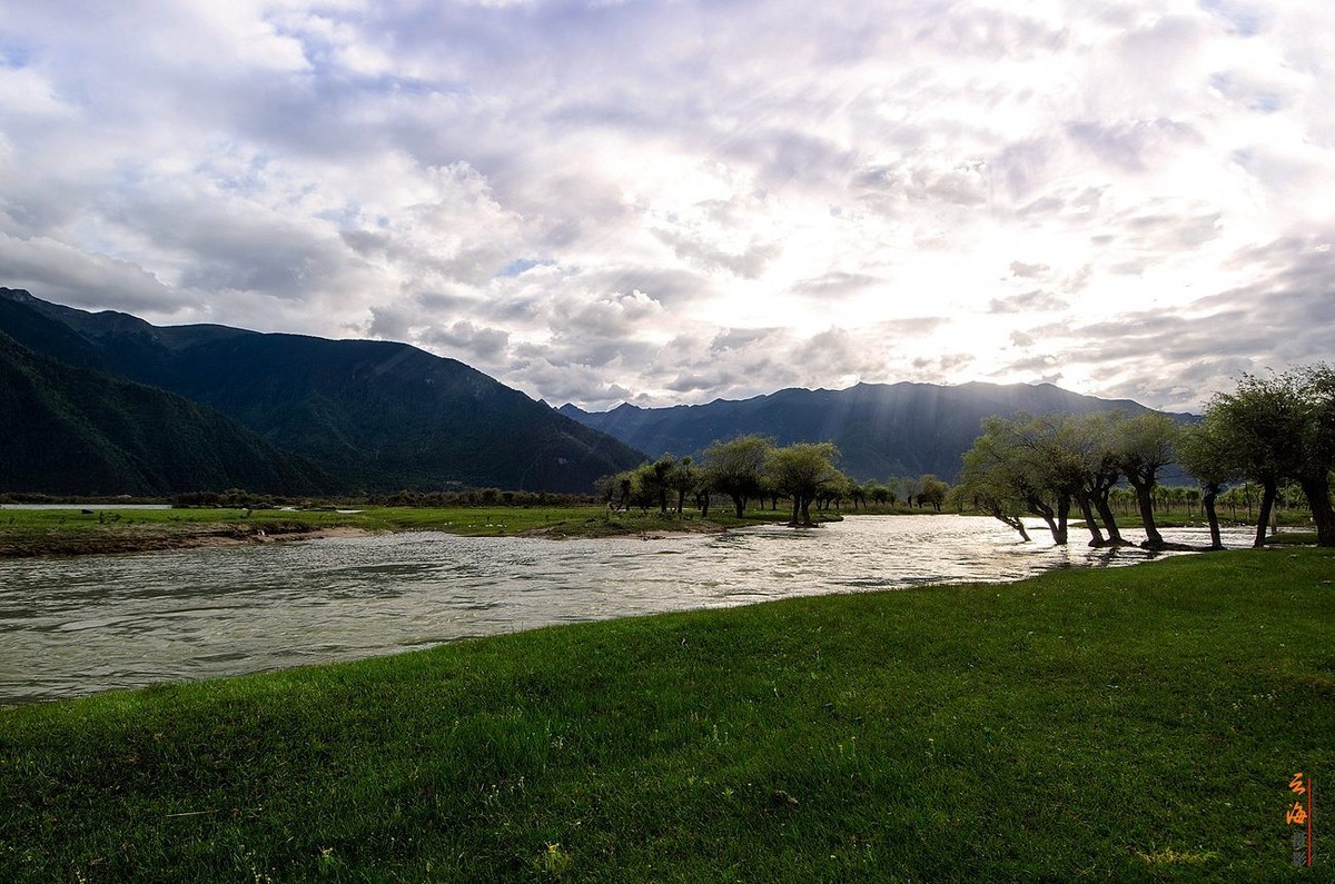 察隅县 察隅县