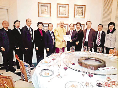 邀请苗耕书出任促进会荣誉主席 邀请苗耕书出任促进会荣誉主席