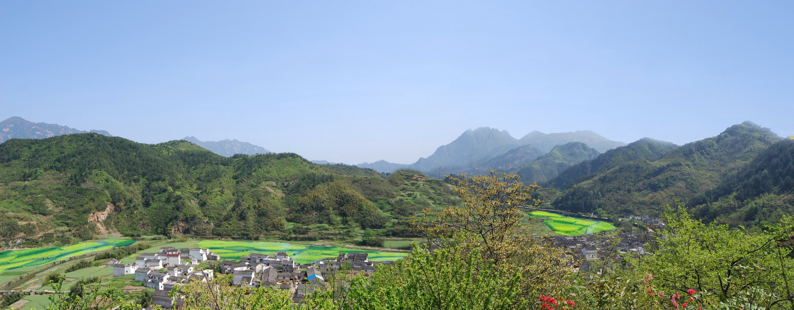 湖村(安徽省宣城绩溪县伏岭镇辖村) 湖村(安徽省宣城绩溪县伏岭镇辖村)