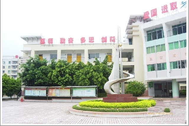 周边图 周边图
