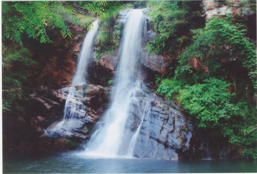 棋盘山游击基地 棋盘山游击基地