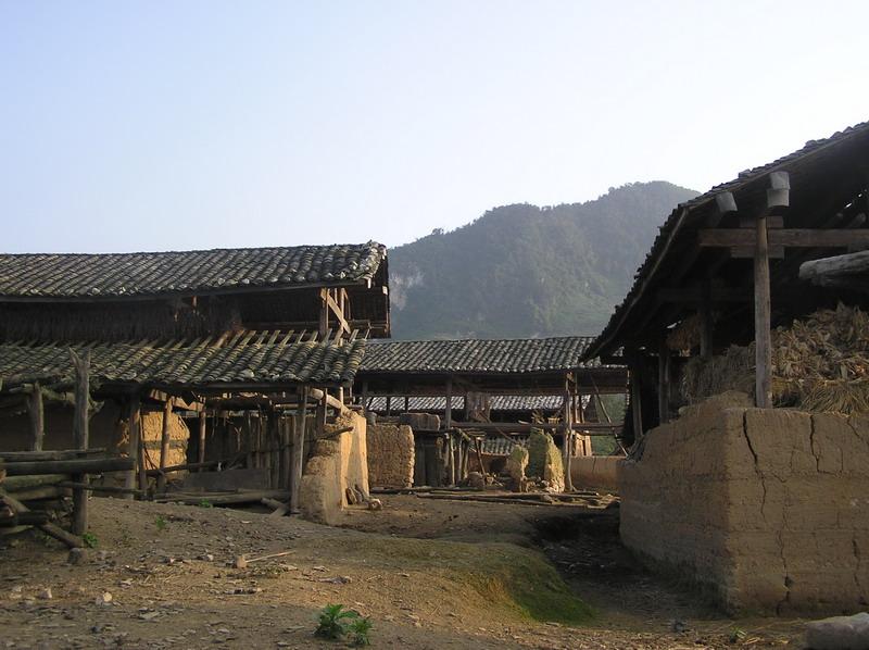 黑泥自然村(官寨乡蚌郎行政村下辖自然村) 黑泥自然村(官寨乡蚌郎行政村下辖自然村)