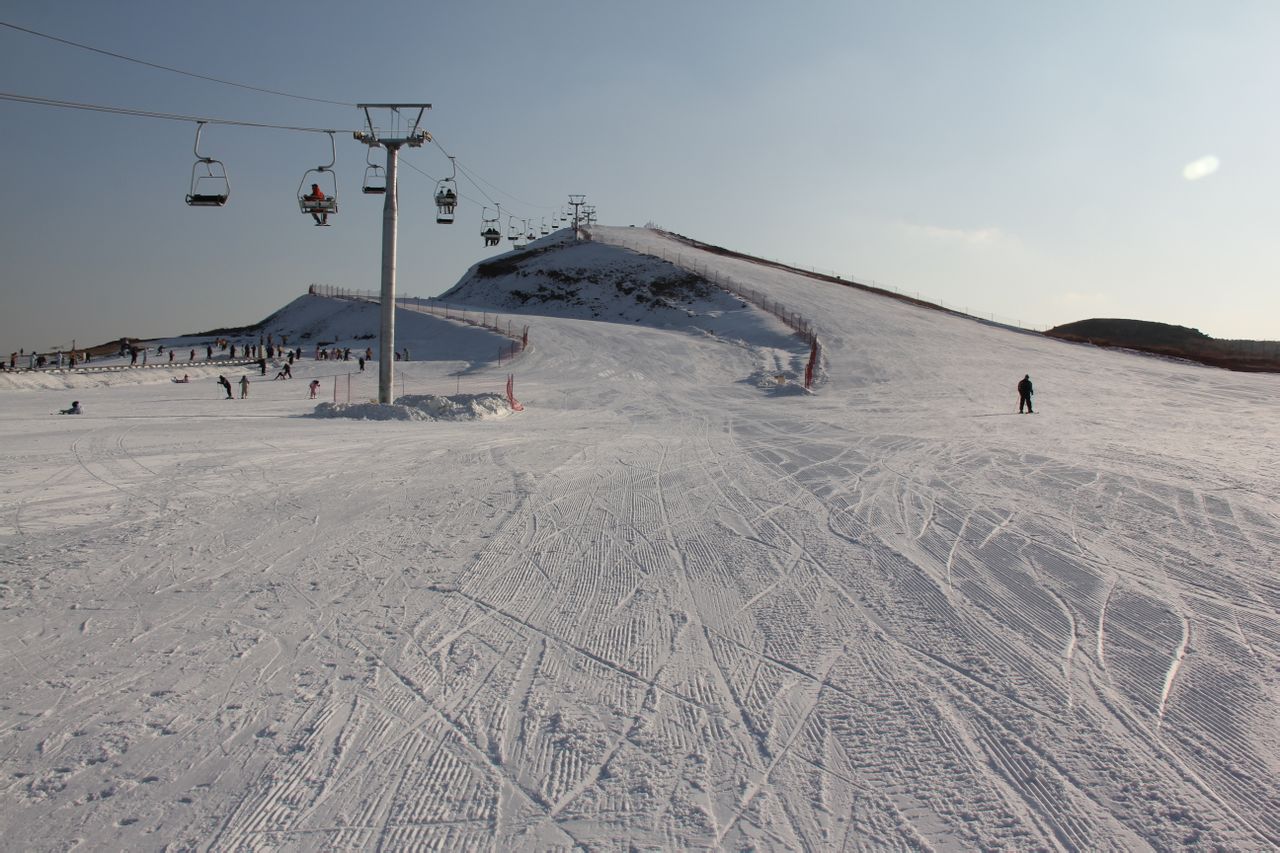 玉皇山滑雪场 玉皇山滑雪场