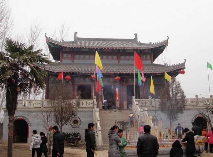 张弓镇通华寺大雄宝殿 张弓镇通华寺大雄宝殿