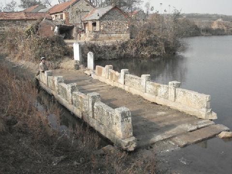 大王桥村(山东省青岛市平度市云山镇下辖村) 大王桥村(山东省青岛市平度市云山镇下辖村)