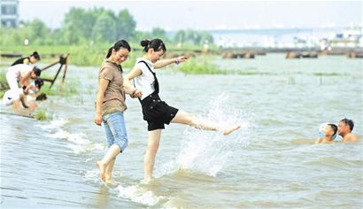 武汉江滩 武汉江滩