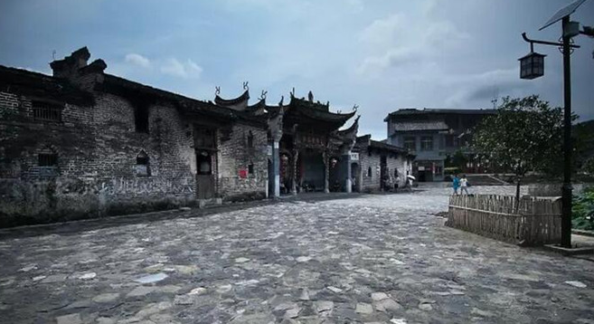金山村 金山村