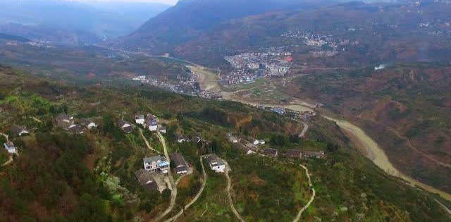 703县道清水铺镇橙满园村路段 703县道清水铺镇橙满园村路段