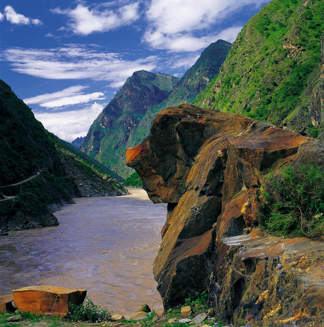 雅砻江大峡谷 雅砻江大峡谷