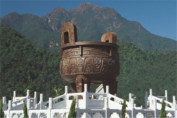 九龙宝鼎 九龙宝鼎
