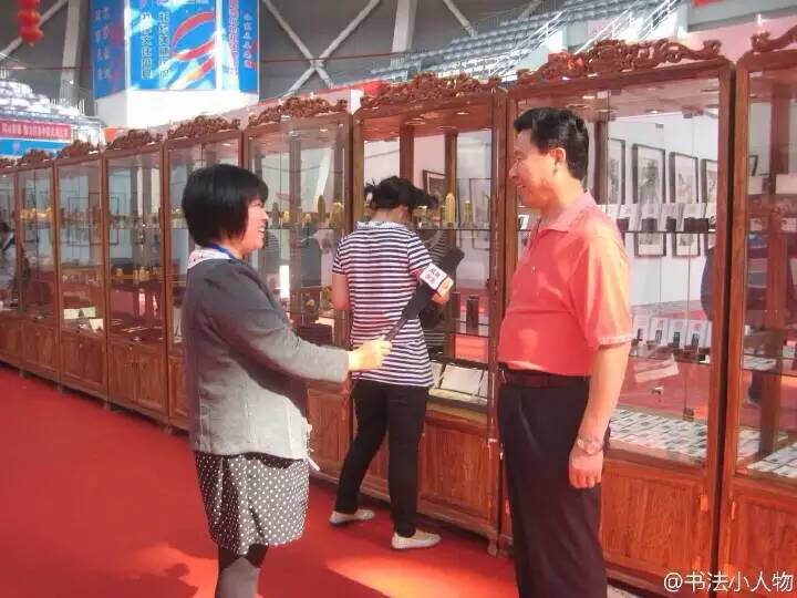 在 山东高密参加“红高粱”文化艺术节 在 山东高密参加“红高粱”文化艺术节